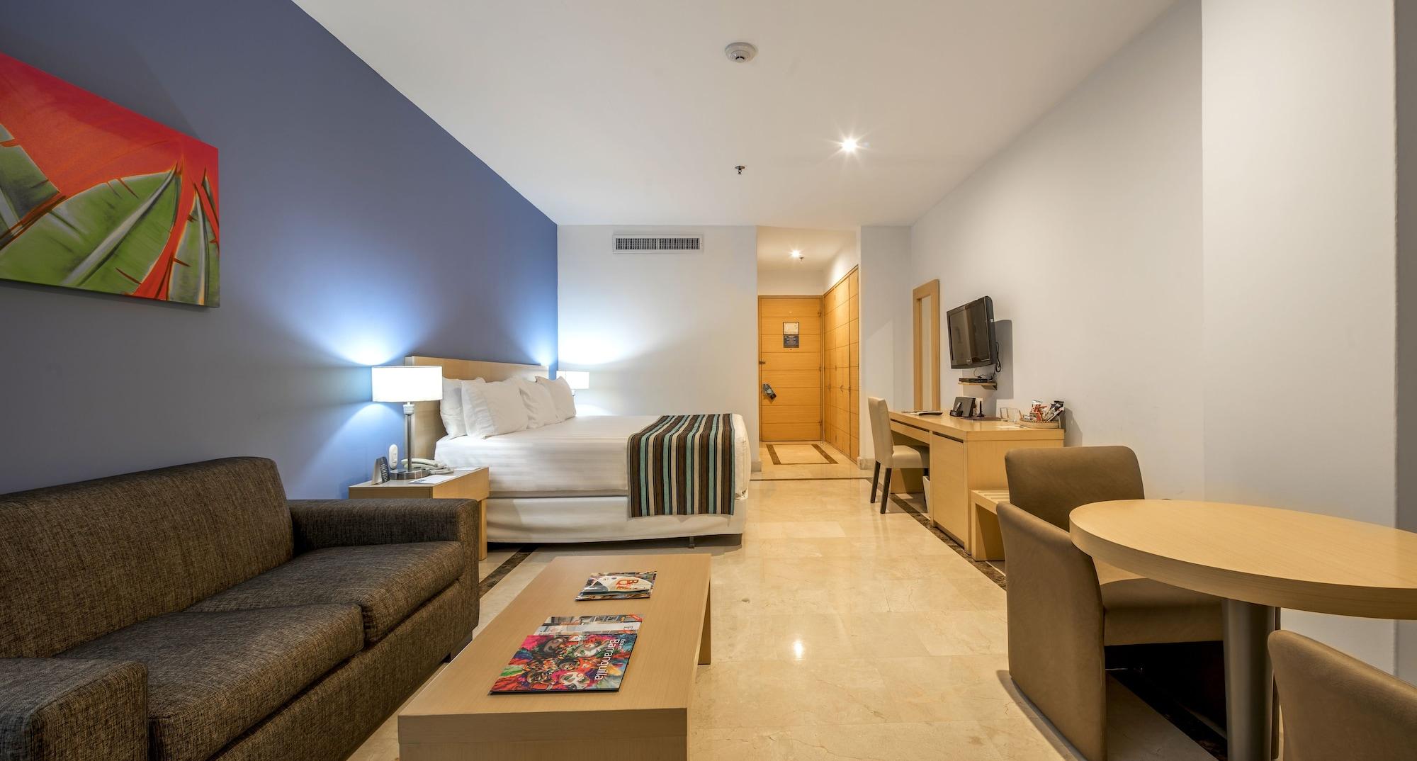 Hotel Dann Carlton Barranquilla Y Centro De Convenciones Экстерьер фото A room at the hotel