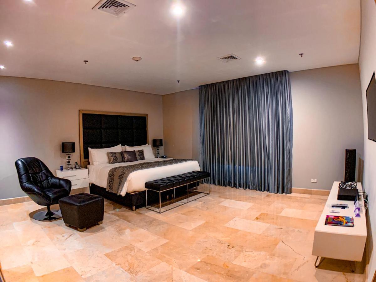 Hotel Dann Carlton Barranquilla Y Centro De Convenciones Экстерьер фото A bedroom at the hotel