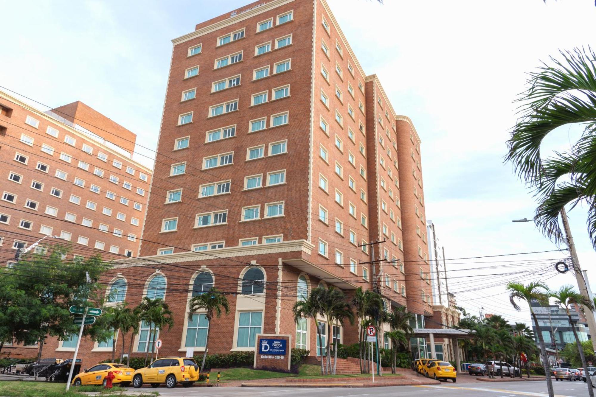 Hotel Dann Carlton Barranquilla Y Centro De Convenciones Экстерьер фото The hotel in 2012
